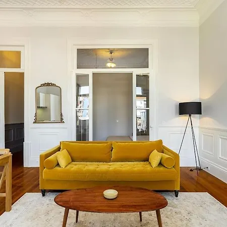 Διαμέρισμα Stylish Downtown *