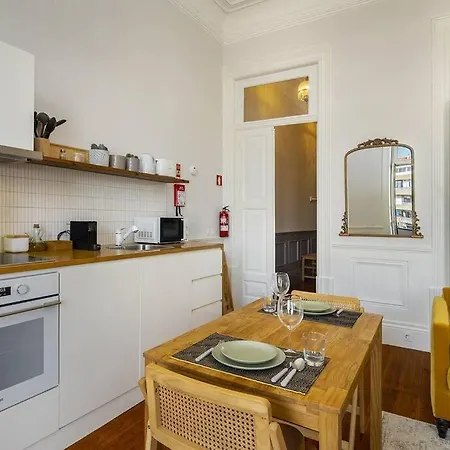 Stylish Downtown Порту