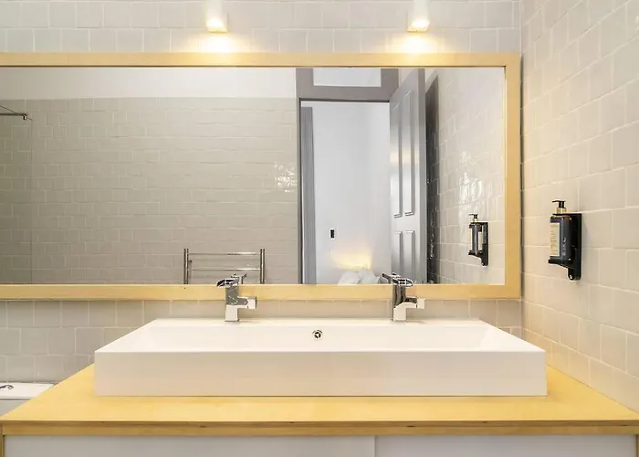 דירה Stylish Downtown פורטו