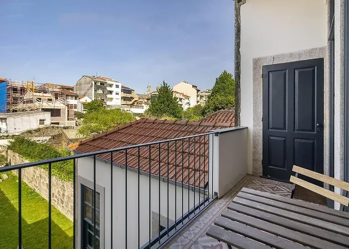 Stylish Downtown Apartment Porto